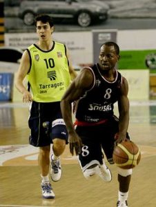 Michael Mokongo regresa a la Adecco Oro para suplir a Rai López en Planasa