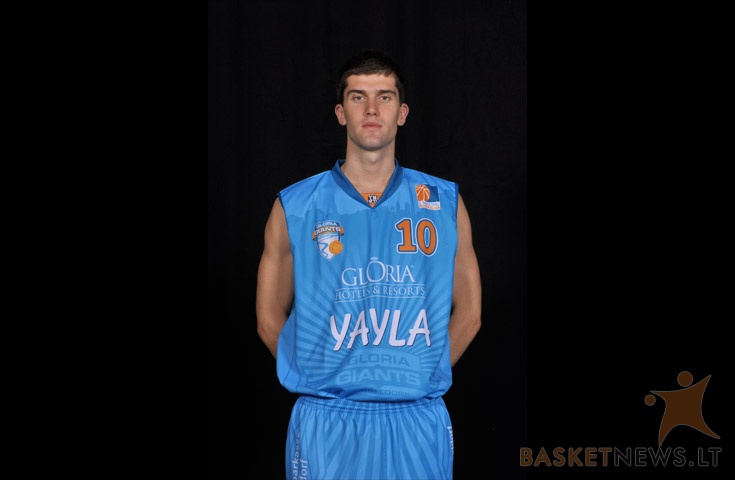 Zoco Plata: Bethencourt cierra el perímetro del Óbila; Rutkauskas llega a Guadalajara