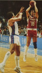 El club de la Carnitina: Cuerpos orondos en la Italia de los 80