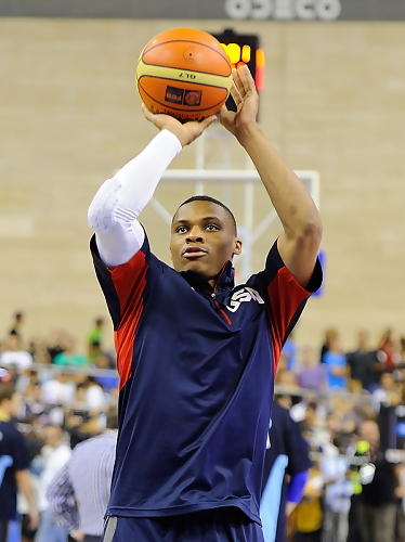 Sin luz al final del túnel en NY; Indiana abusa y Westbrook despierta a los Warriors