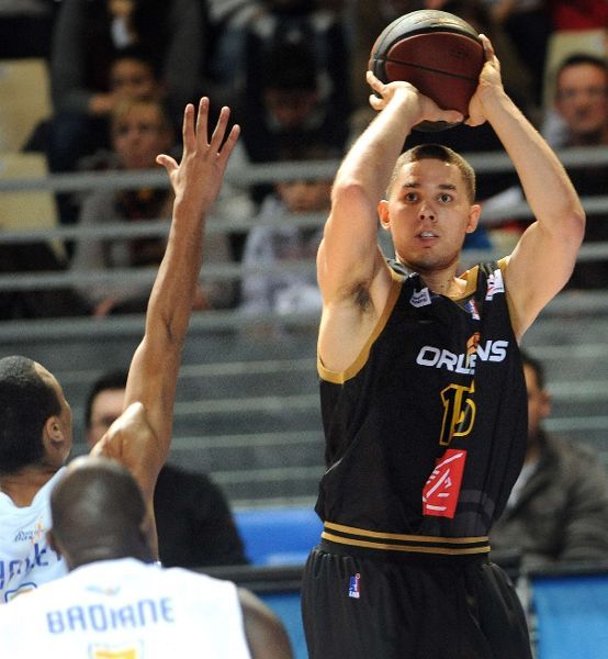 El CB Valladolid busca un cambio de rumbo con la incorporación de Drew Viney