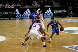 Moerman compara el Clásico con los derbies vascos; Nanterre cae; el deseado Ajinça, MVP