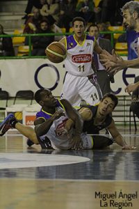 Barça B se lleva el duelo de colistas. Melilla y Ourense siguen sin arrancar. Otegui, MVP