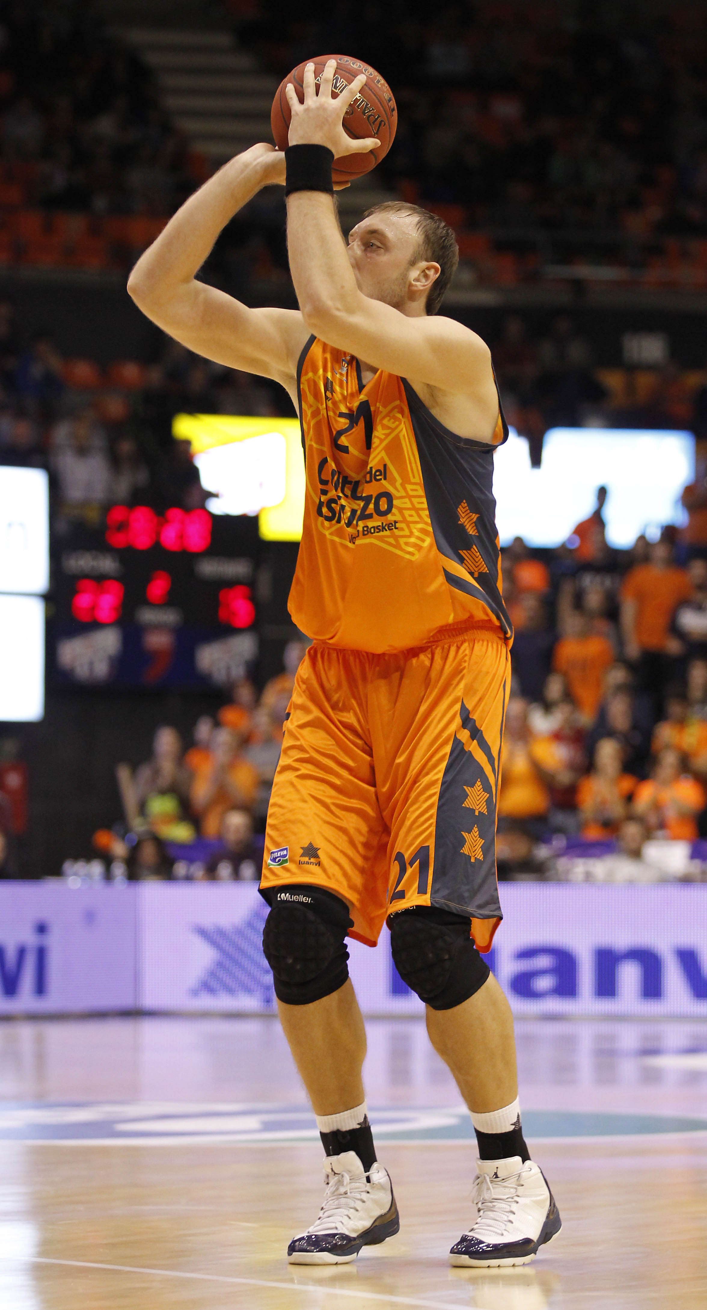 Los pecados capitales hunden a Bilbao; Valencia clava 19 triples; Tabu se luce en Bélgica