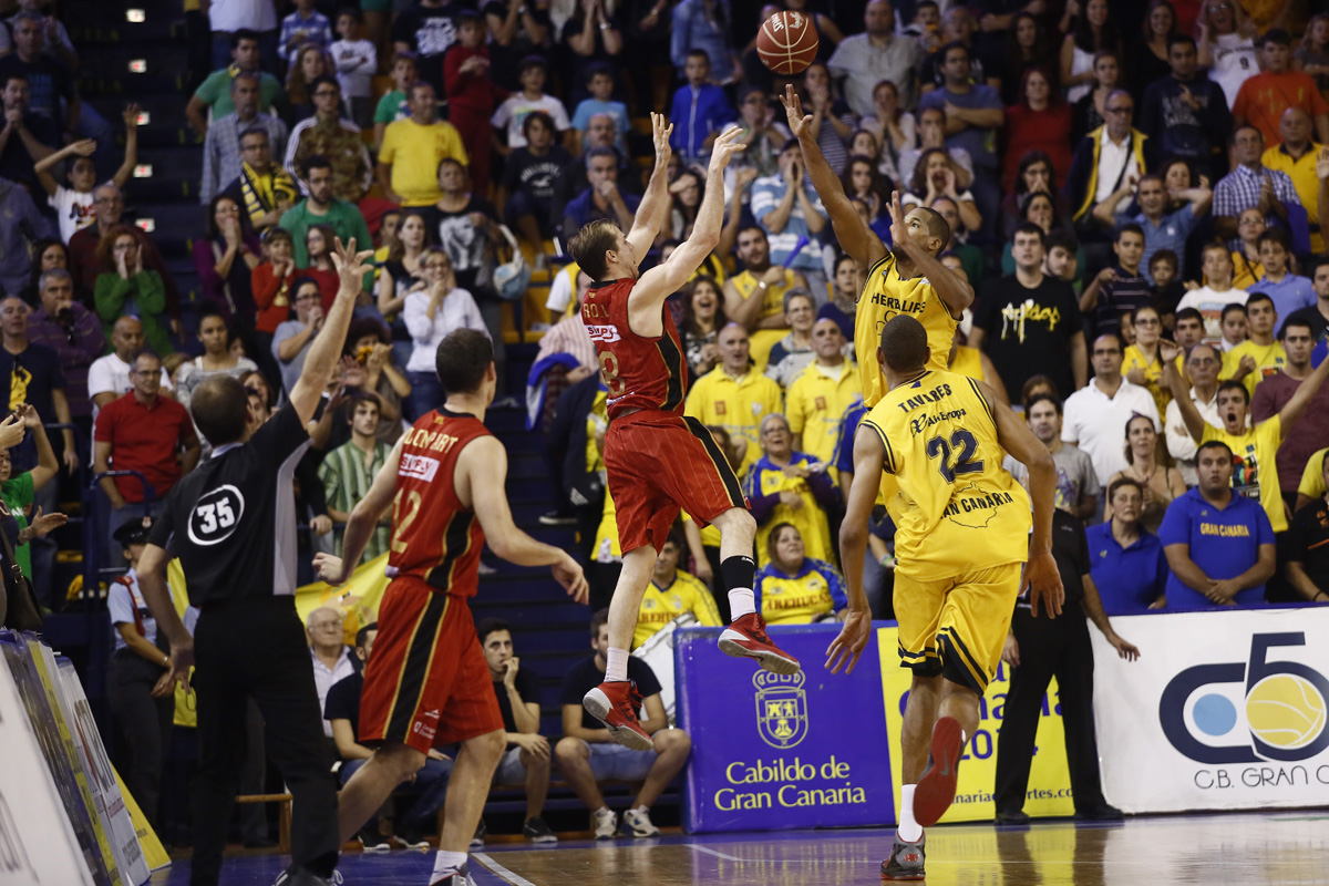 El CAI estudia reclamar a la ACB el final del partido en Gran Canaria