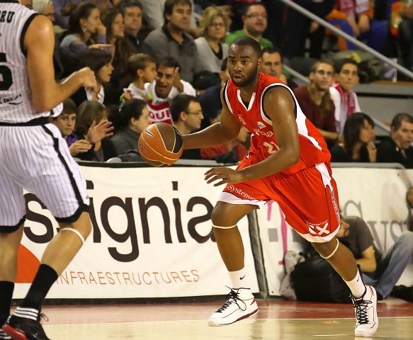 Marcus Landry deja paso al espectacular Micah Downs