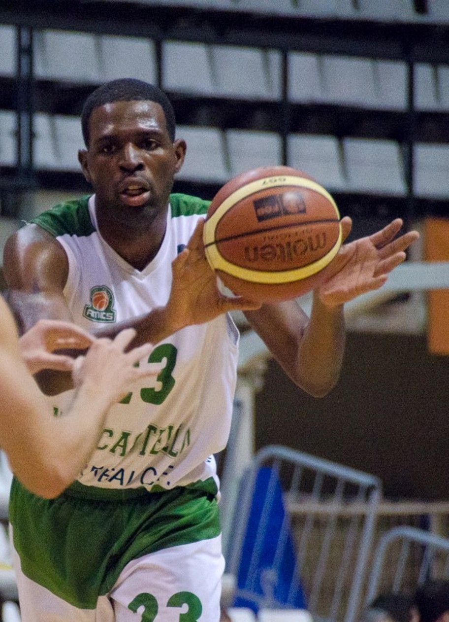 Adecco Plata. Los mejores de diciembre: Atoyebi, MVP. Carles Duran, mejor entrenador