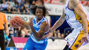 Morris Finley abandona el Tuenti Móvil Estudiantes sin debutar