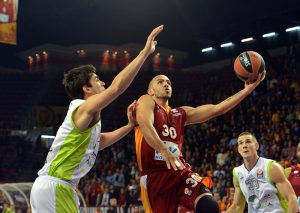 Cara y cruz para Madrid y Unicaja en una jornada digna de las mejores noches