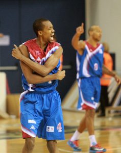 Errick McCollum, el base de moda en Grecia, en la órbita de Laboral Kutxa para 2014-15