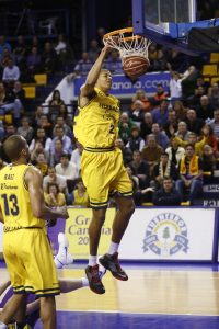 Laso quita hierro a la derrota; la torre de Canarias y ¡Pete manda dardo a Rosell!