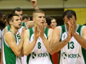 Edo Muric se gusta ante el interés de Valencia; Schilb, fuera de un Estrella Roja líder