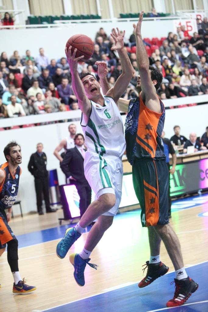 #Last32: Valencia sucumbe en Kazan y Doellman se fractura la nariz. Lofton fulmina al CAI