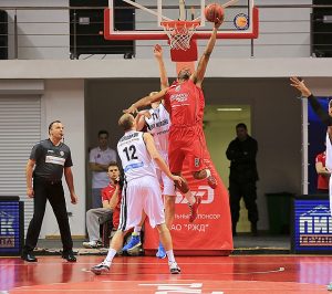 Vértigo en la VTB: 18 asistencias de Deane, 15 rebotes de Lawal y 12 victorias del Khimki