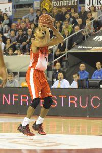 Reinvención manresana: Waters se va a Alemania. Asselin, ¿el siguiente en salir?