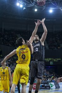 Sekulic (MVP); Perasovic (Entrenador); Llompart-Llull-Nocioni-Panko-Sekulic (5 ideal)