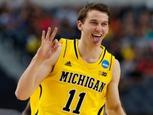 Canadá, ¿Potencia Mundial?; Wragge, triplista empedernido; Wichita St arrasa