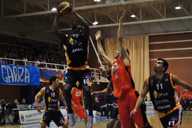 Zoco Plata: Duane James, primo de LeBron, a Cáceres para ocupar el hueco dejado por Blair