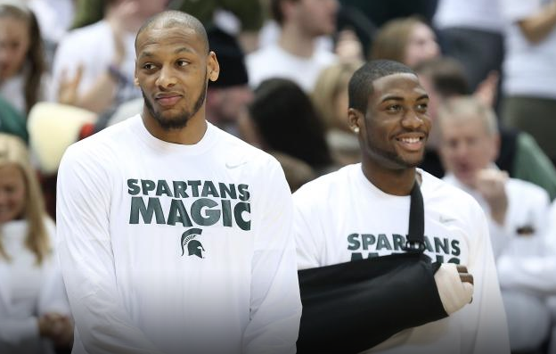 Michigan St pierde a dos pilares; los reyes del Doble-Doble; Chris Walker por fin elegible