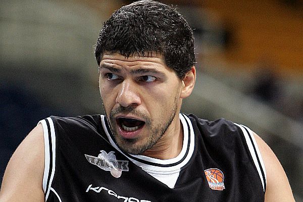 Llega Lazaros Papadopoulos, el recambio a Sekulic elegido por el Iberostar Tenerife