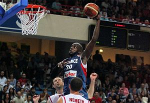 Johan Petro ficha por Limoges, y las singulares repeticiones de partidos polémicos