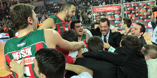 Batacazo del Fenerbahce de Obradovic: eliminados en semis de la Copa Turca por Karsiyaka