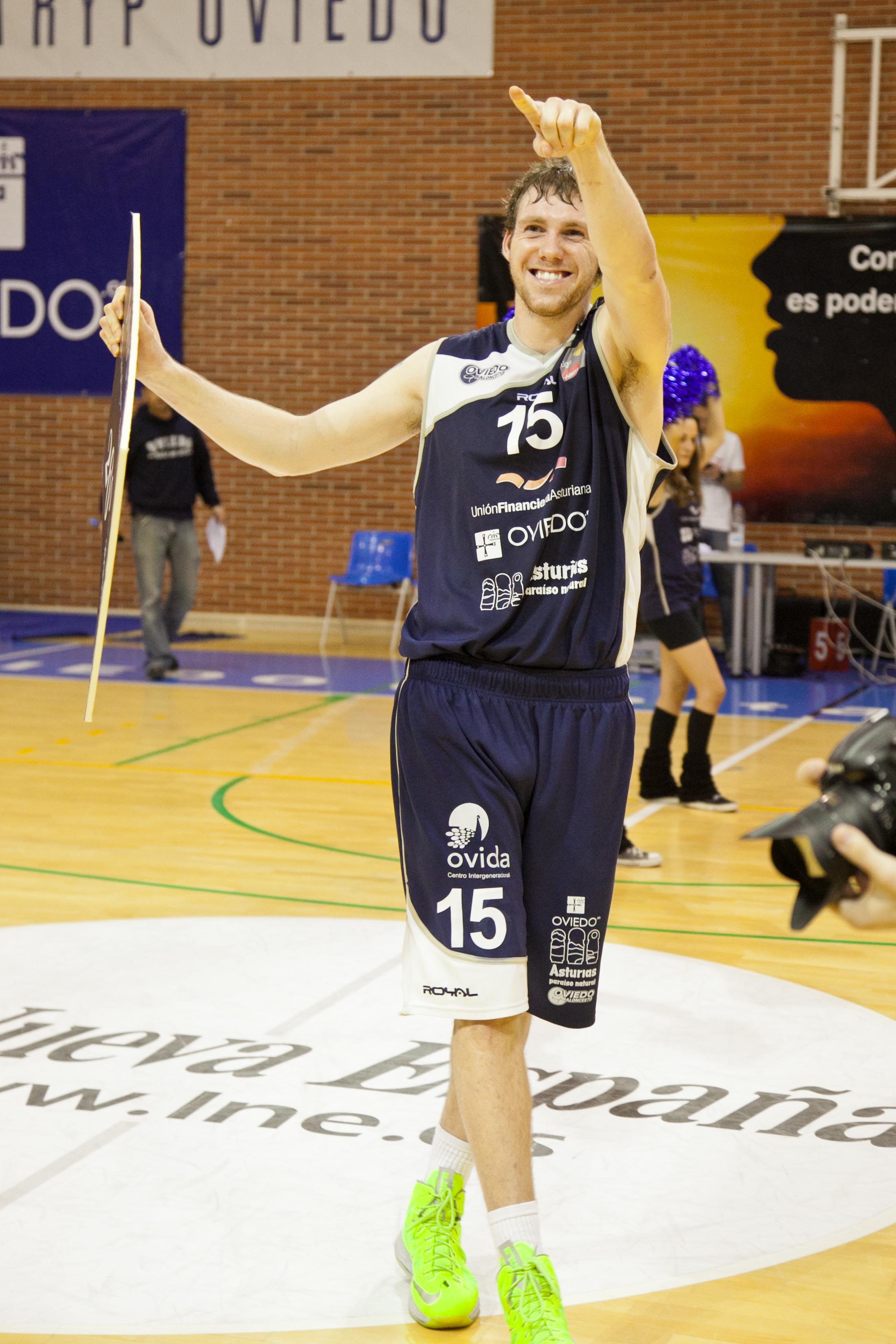 Zoco LEB Oro: Van Wijk, a Huesca; De Ciman, renueva en Sammic; Portugués, a Prat