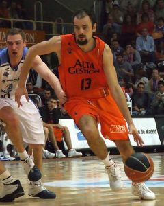 Los 30 jugadores españoles infravalorados en la historia de la ACB (III)