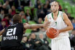 Se aprieta la lucha por la F4 tras perder Partizan; Cvetkovic (’93) se sale con 33 de val.