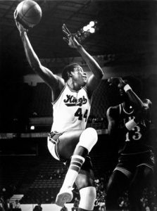 Adiós a Sam Lacey, el Joakim Noah de los 70 según Phil Jackson