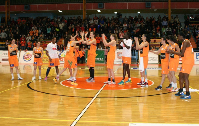 Alimentos de Zamora se salva; Bizkaia GDKO desciende y Bembibre al playoff con polémica