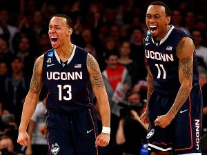 Shabazz Napier y Aaron Harrison guían a UConn y Kentucky a la Final Four