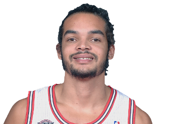 Triple doble de Noah, DeRozan brilla ante los Warriors y los Spurs se llevan el derbi