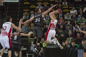 Antanas Kavaliauskas dice basta y abandona Bilbao para firmar por Lietuvos