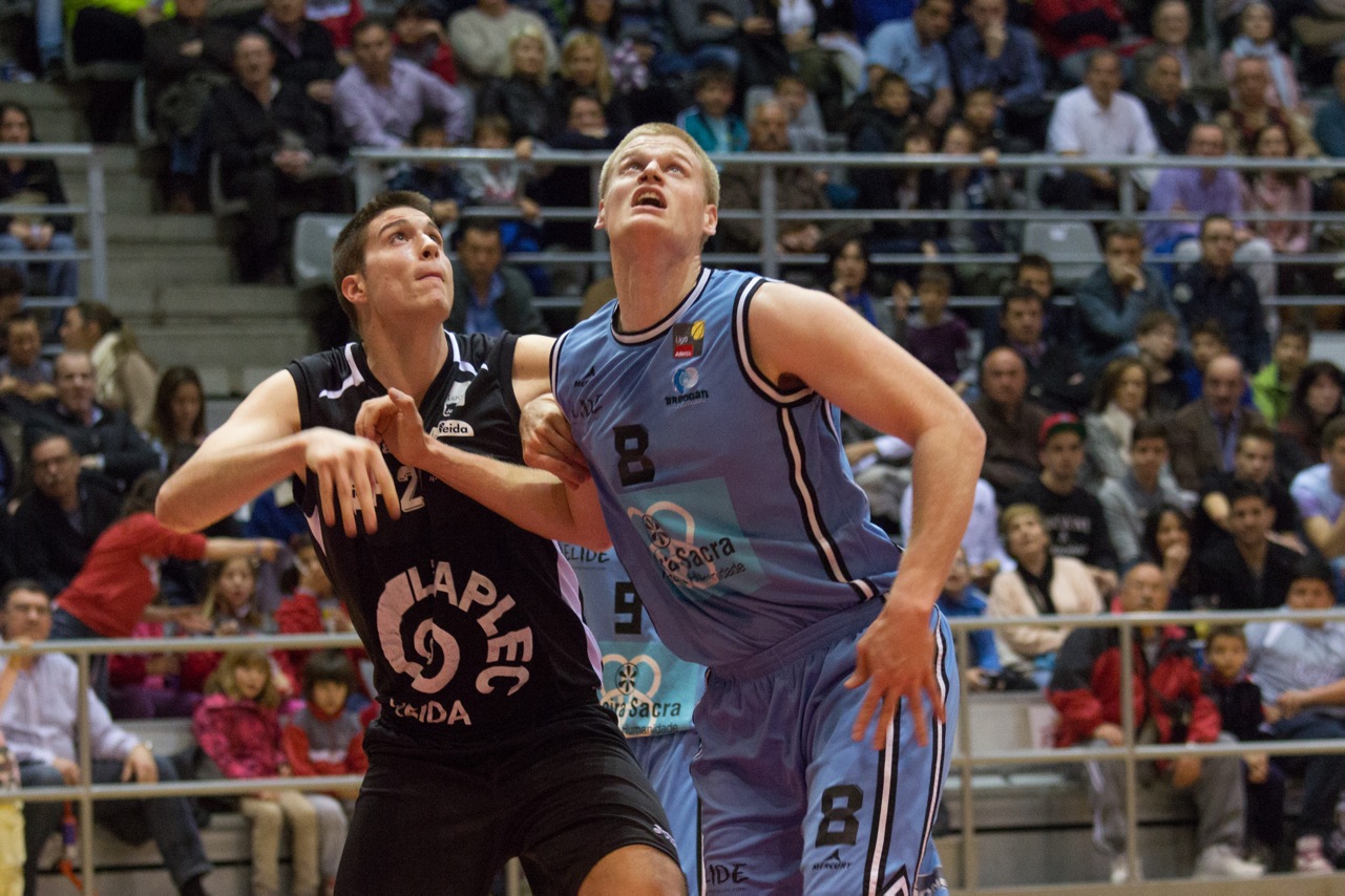 Desciende el FC Barcelona ‘B’. Huesca, en Playoff; Guillén, MVP en su adiós