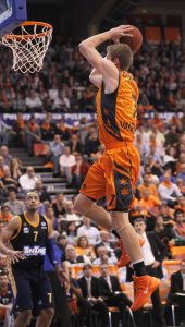 Justin Doellman diseña el camino hacia las semifinales para Valencia Basket