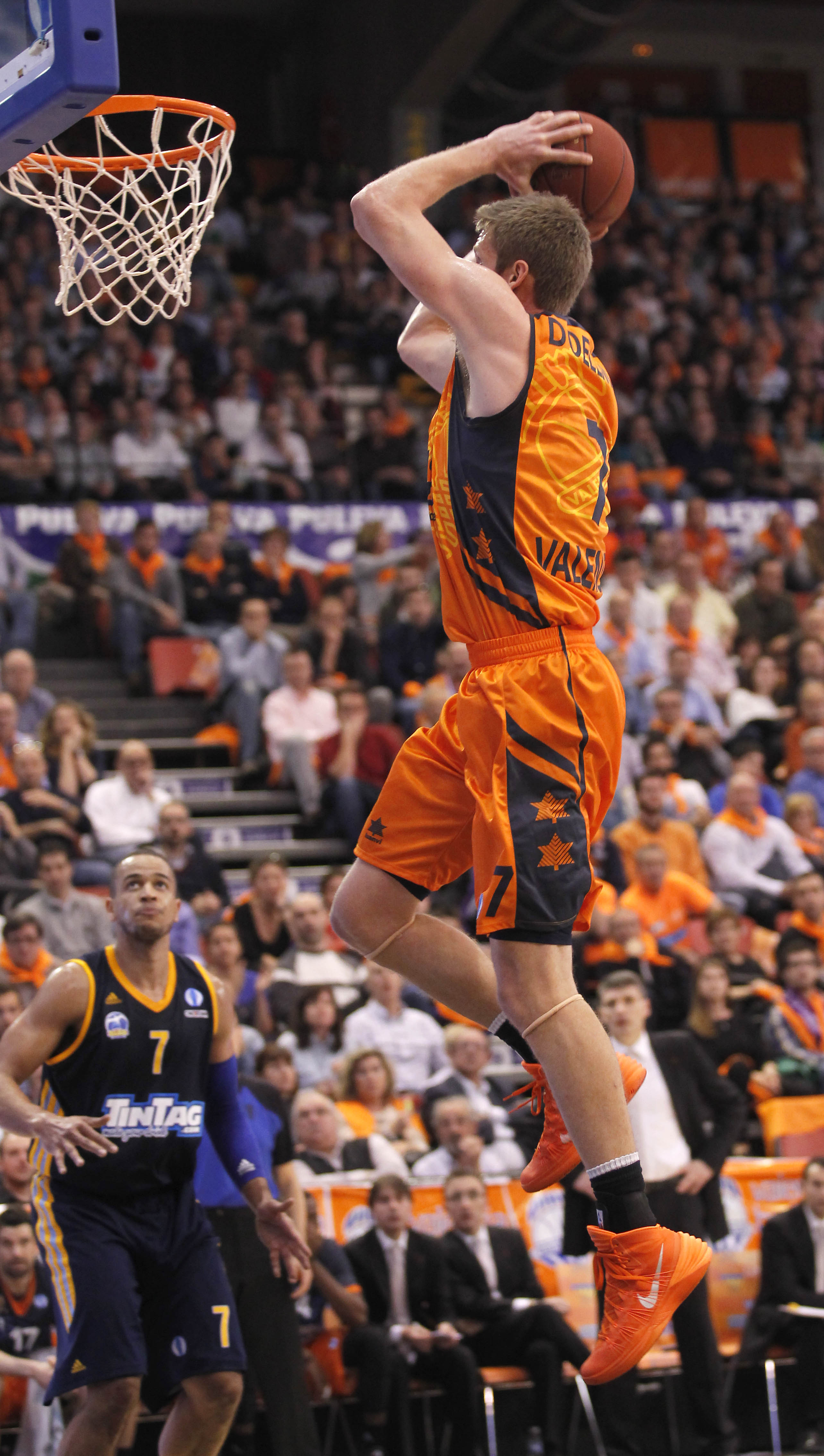 Justin Doellman diseña el camino hacia las semifinales para Valencia Basket