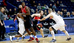 Juan Palacios, garra de MVP para asegurar la plaza de lujo del Lietuvos Rytas