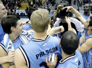 Breogán se exhibe (133 de valoración) ante Planasa. Javi Lucas, MVP