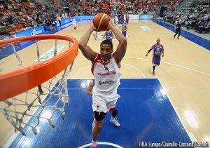 El Reggio Emilia de James White y Kaukenas se alza con la Eurochallenge
