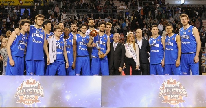 Amedeo Della Valle “triunfa” en un dudoso All-Star. Muchos palos en Italia al evento
