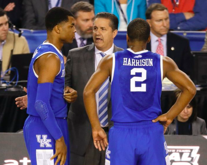 UConn se enfrentará a Kentucky en la final por el título #NCAAF4SB (LIVE)