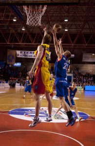 Tomas Hampl, una torre para Palencia. El Força Lleida apuesta por Gerard Sevillano