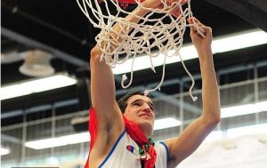 Federico Mussini toca el cielo en Mannheim e Italia derrota a EEUU en la final