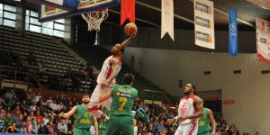 Tofas, 78 puntos en ¡20 minutos! Ugurlu (17 años), luz en la semana negra de Obradovic