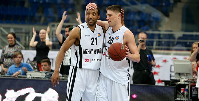 ¡Regicidio! Khimki, imbatido en fase regular, cae a los pies del Nizhny Novgorod