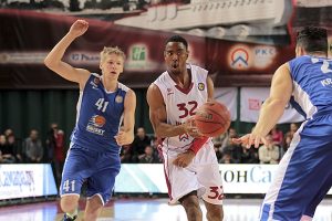 Aaron Miles firma el histórico primer triple-doble del Krylia