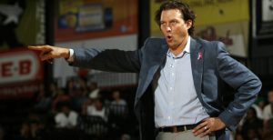 Utah Jazz elige como coach a Quin Snyder antes que a Messina