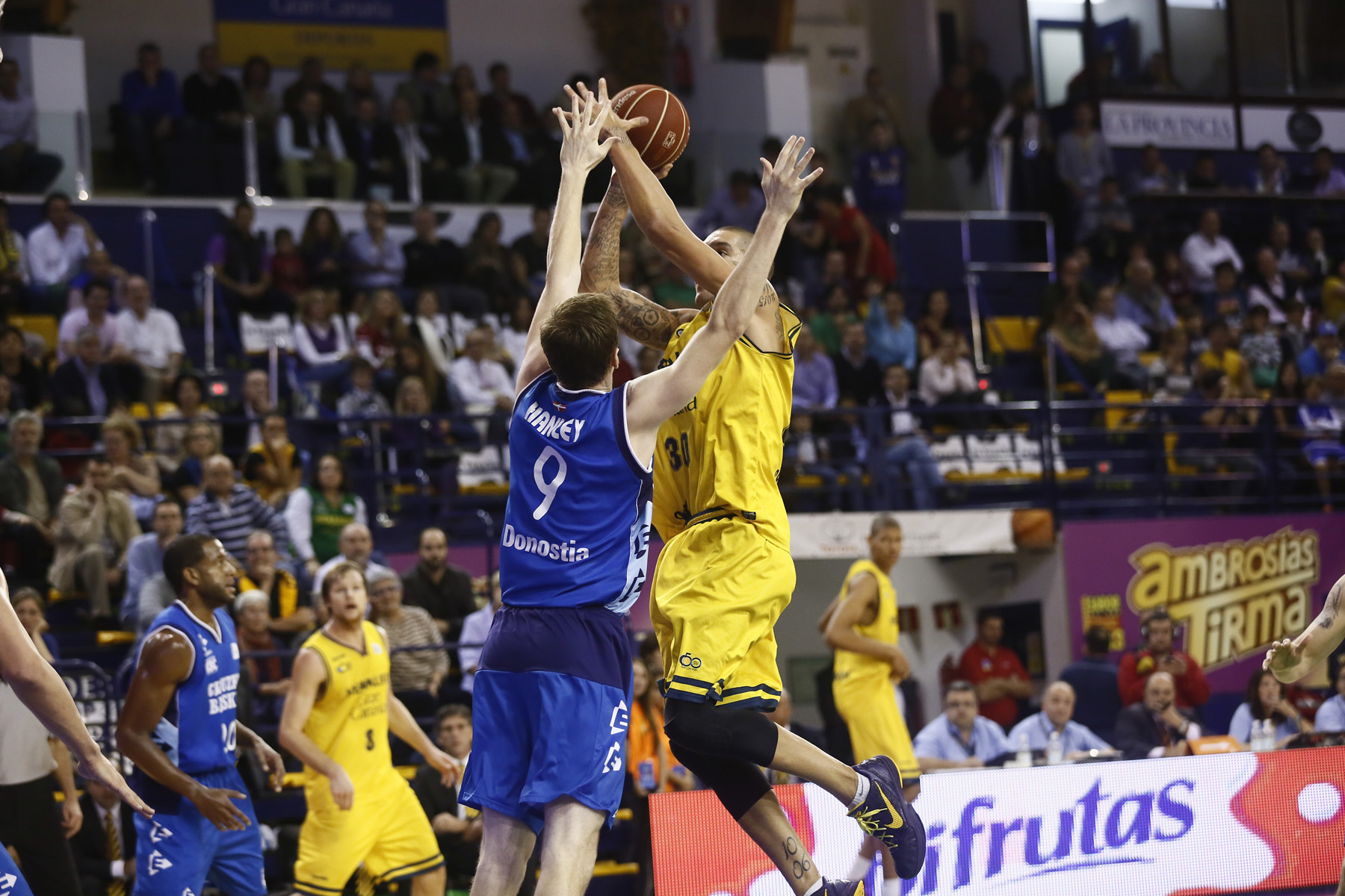 El gladiador Will Hanley continuará en Gipuzkoa Basket