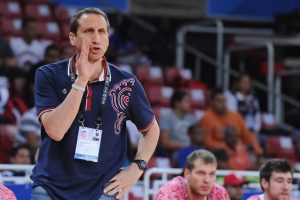 España desaprovecha una renta de 18 puntos en el primer cuarto ante Rusia y dice adiós a ser primeros de grupo (77-74)